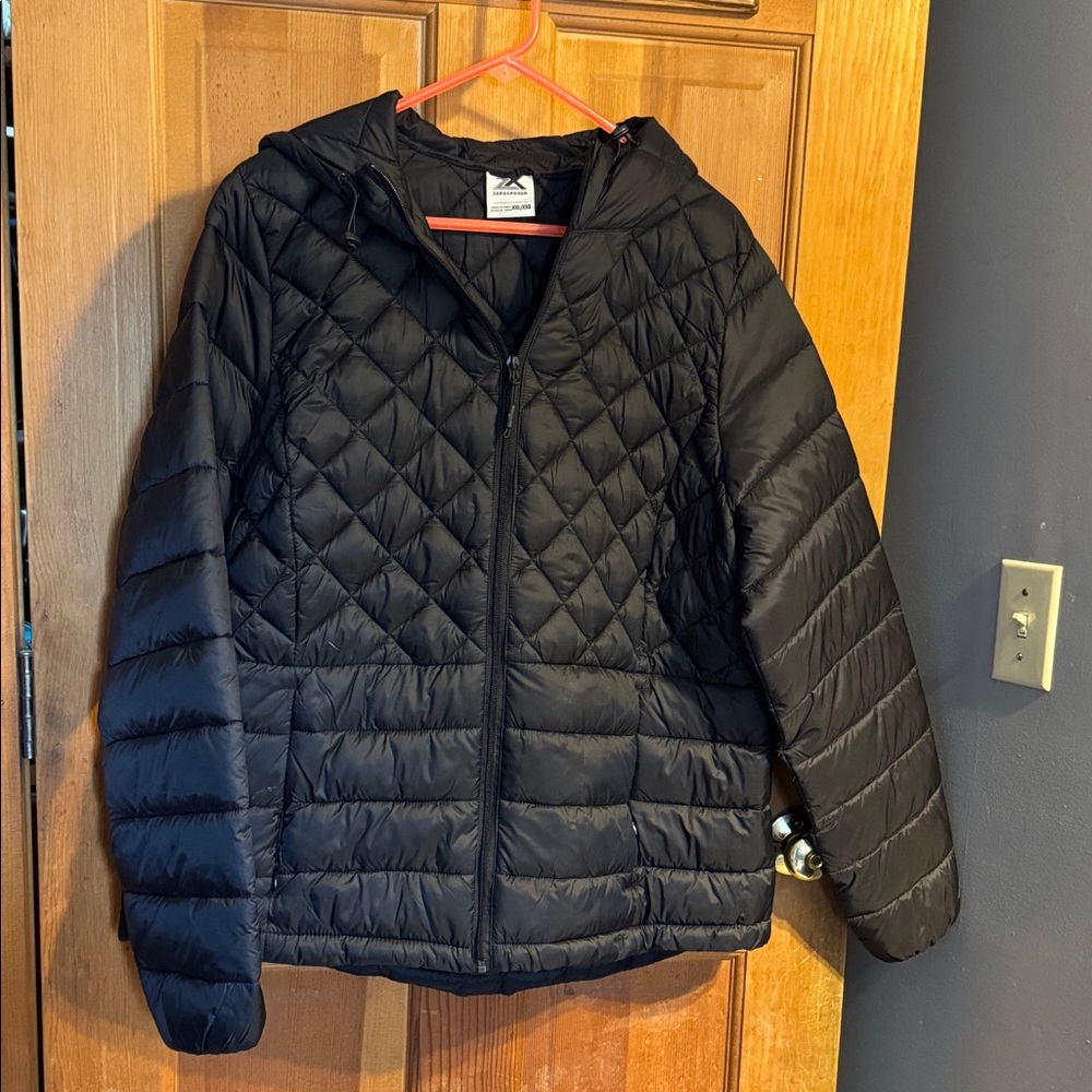 ZeroXposur Black Quilted Jacket with Hood